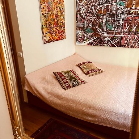 Guest Room In Old Town Vilnius Exterior photo